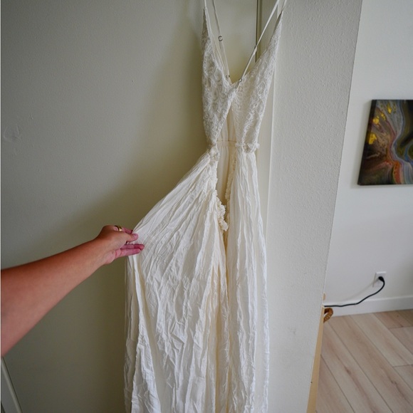 Forever 21 White Lace Maxi Dress - Picture 2 of 6